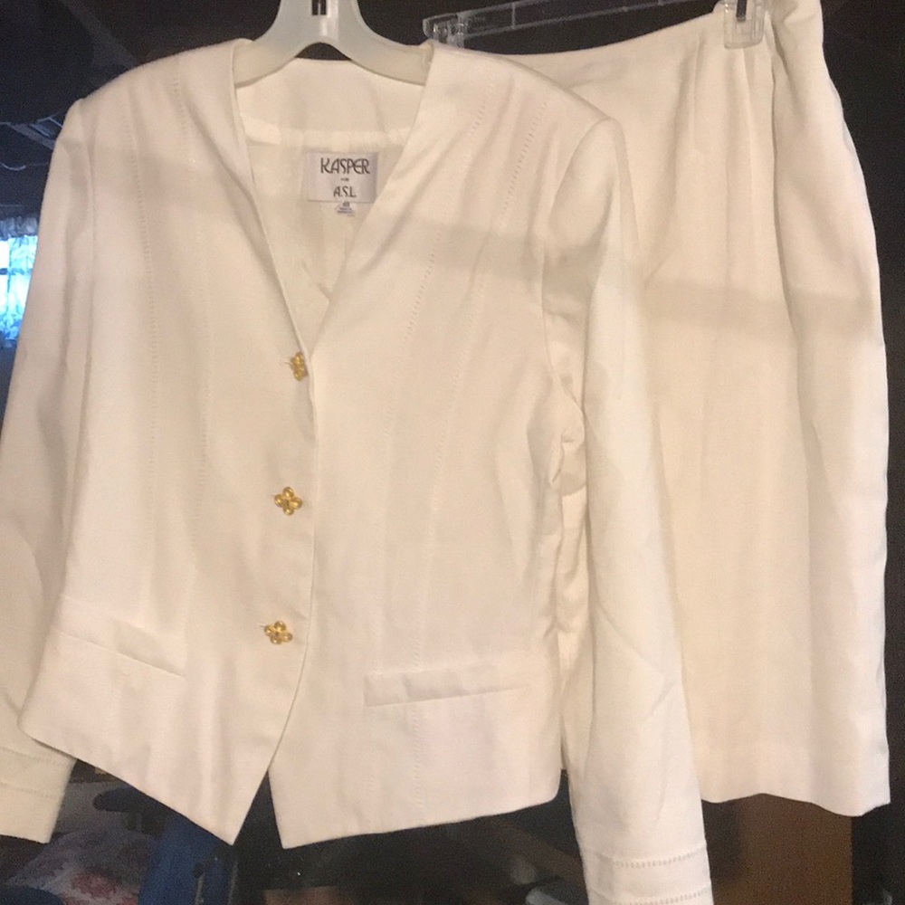 Shirt suit